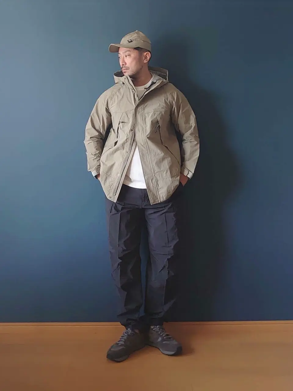 JOSEPH ABBOUD MOUNTAIN 安東 コーディネート画像