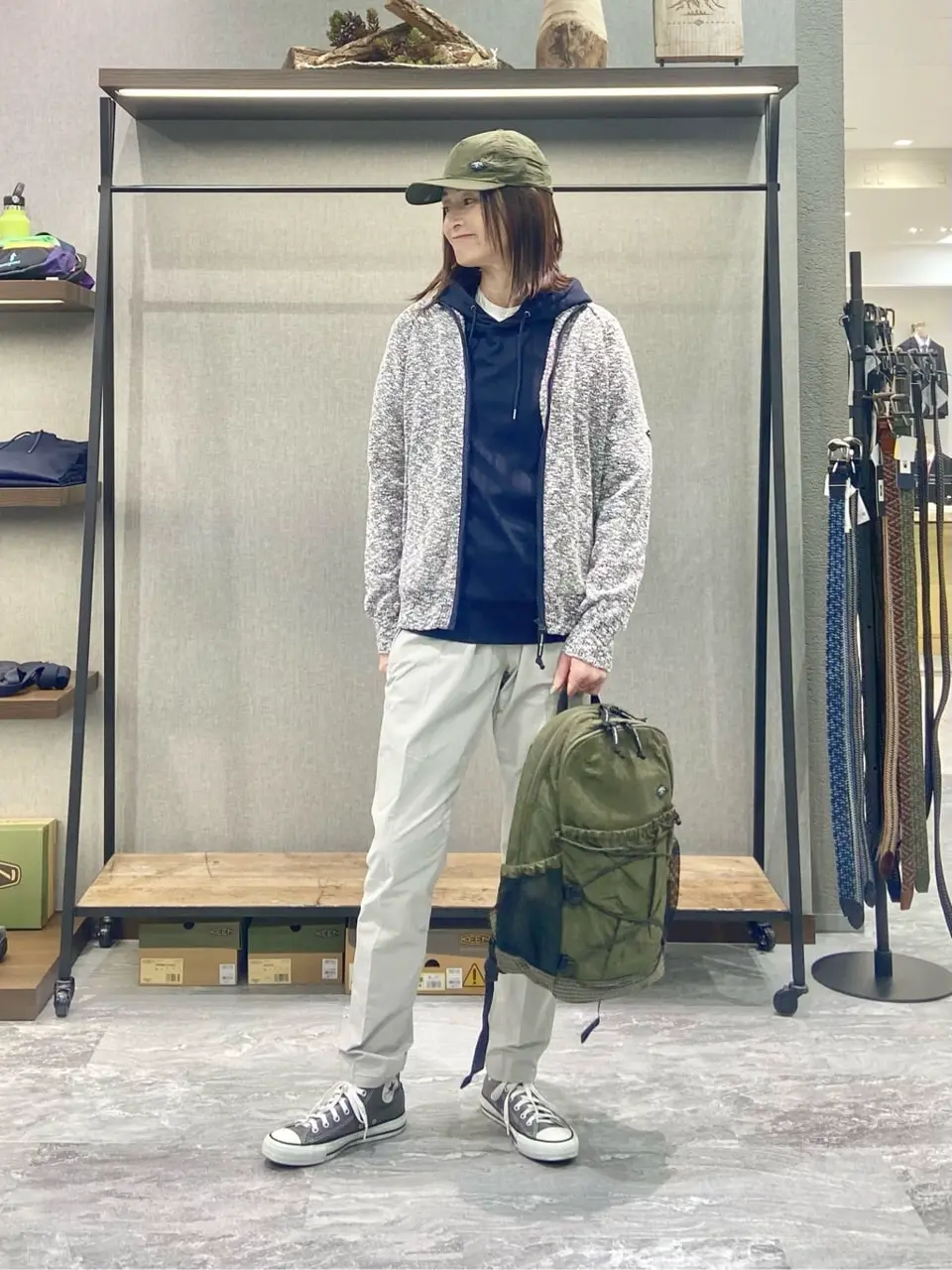 JOSEPH ABBOUD MOUNTAIN たかい　かおり コーディネート画像