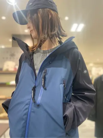 JOSEPH ABBOUD MOUNTAIN たかい　かおり コーディネート画像