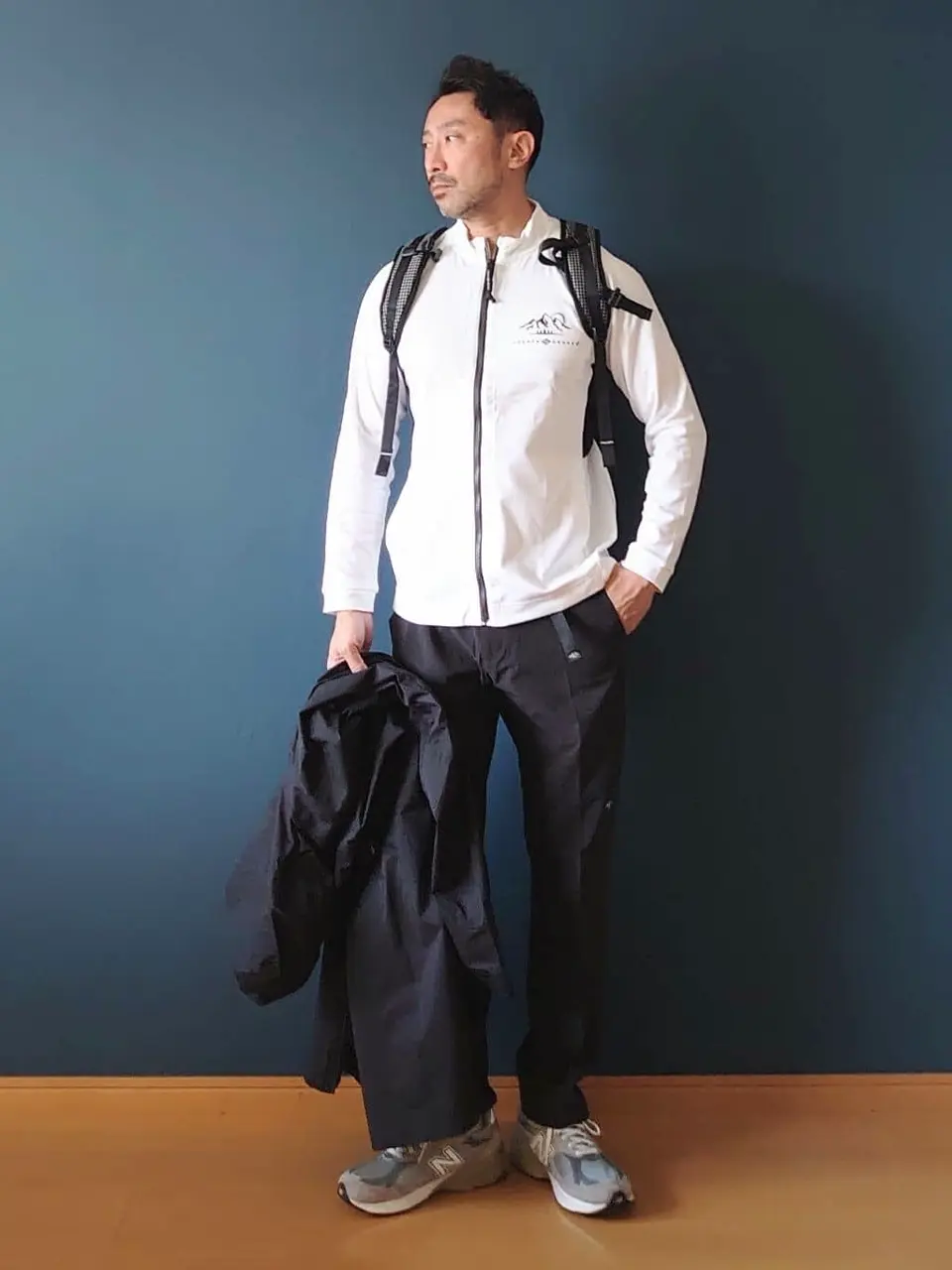 JOSEPH ABBOUD MOUNTAIN 安東 コーディネート画像