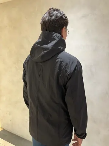 JOSEPH ABBOUD MOUNTAIN 小林 コーディネート画像
