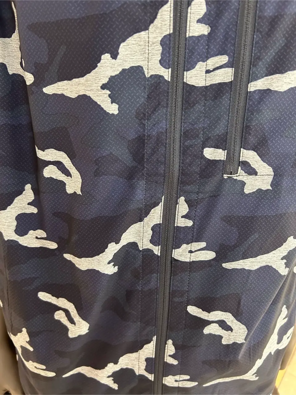 JOSEPH ABBOUD MOUNTAIN YANO コーディネート画像