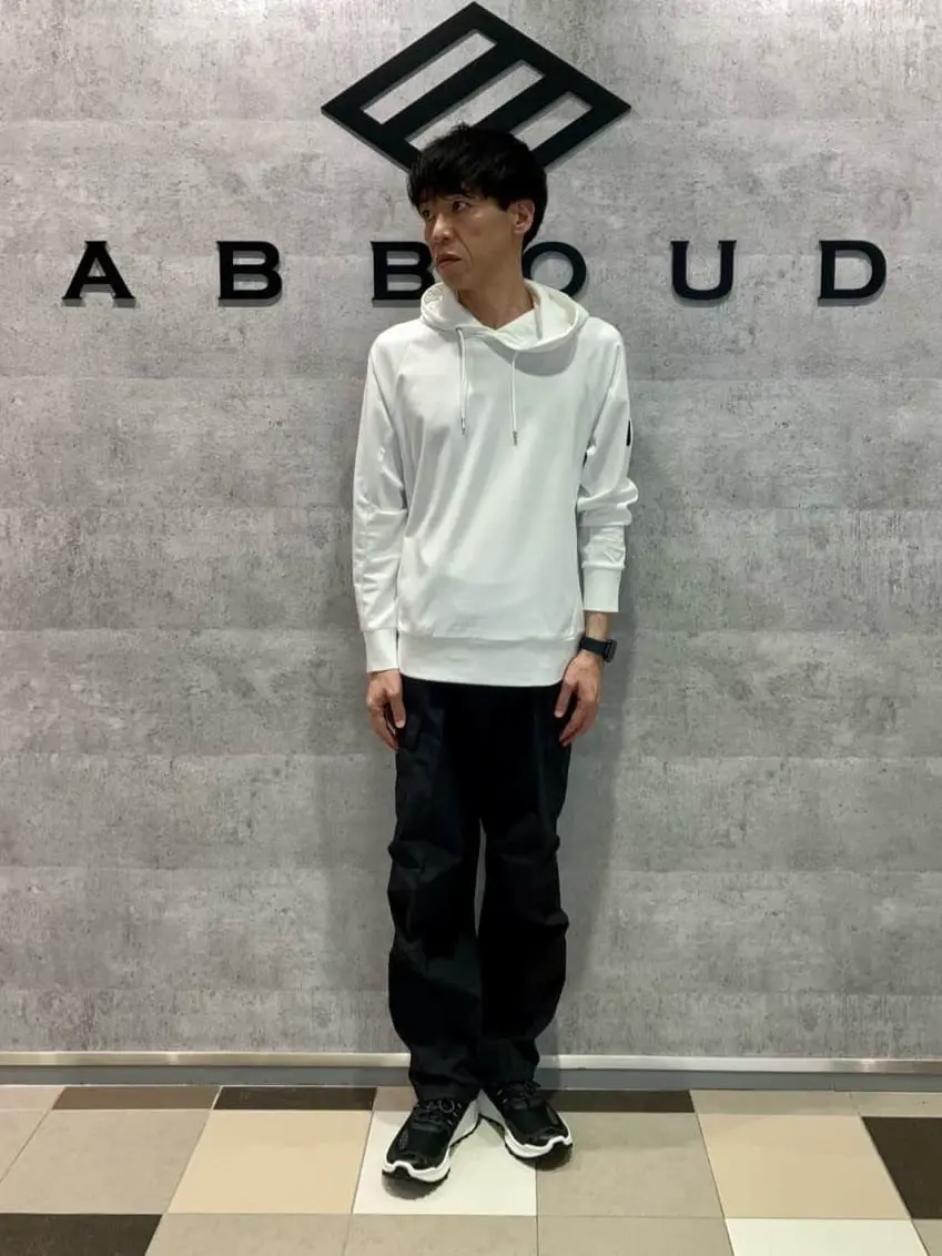 JOSEPH ABBOUD MOUNTAIN 足立 コーディネート画像