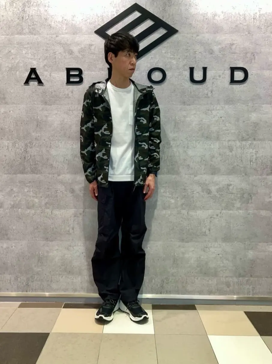 JOSEPH ABBOUD MOUNTAIN 足立 コーディネート画像