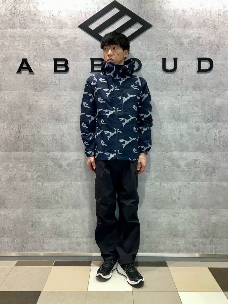 JOSEPH ABBOUD MOUNTAIN 足立 コーディネート画像