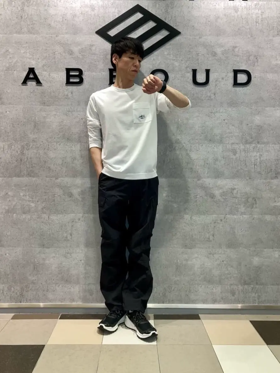 JOSEPH ABBOUD MOUNTAIN 足立 コーディネート画像