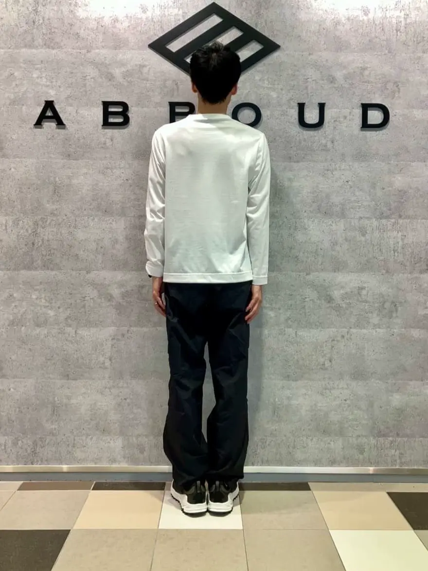 JOSEPH ABBOUD MOUNTAIN 足立 コーディネート画像