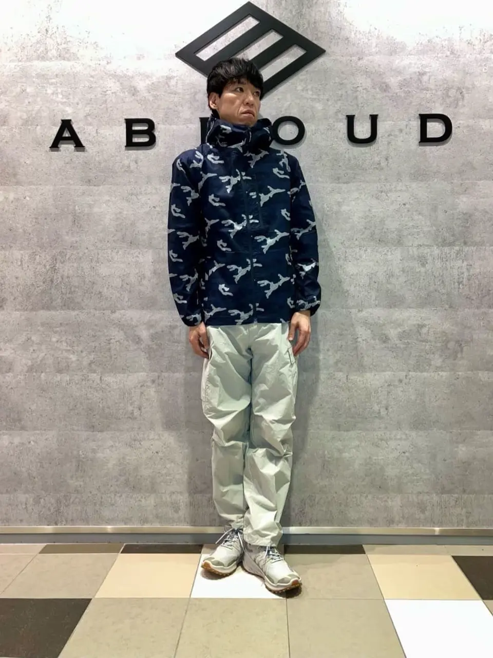 JOSEPH ABBOUD MOUNTAIN 足立 コーディネート画像