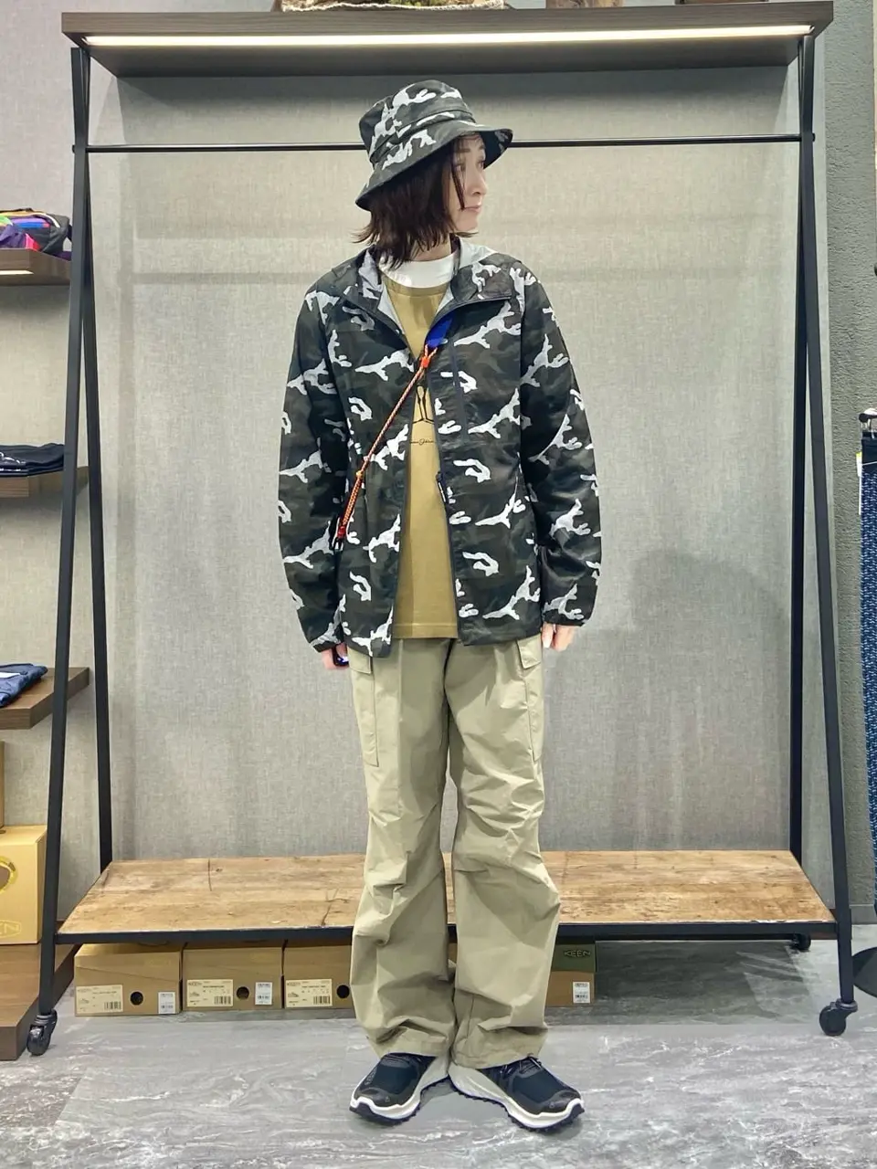 JOSEPH ABBOUD MOUNTAIN たかい　かおり コーディネート画像