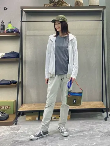 JOSEPH ABBOUD MOUNTAIN たかい　かおり コーディネート画像