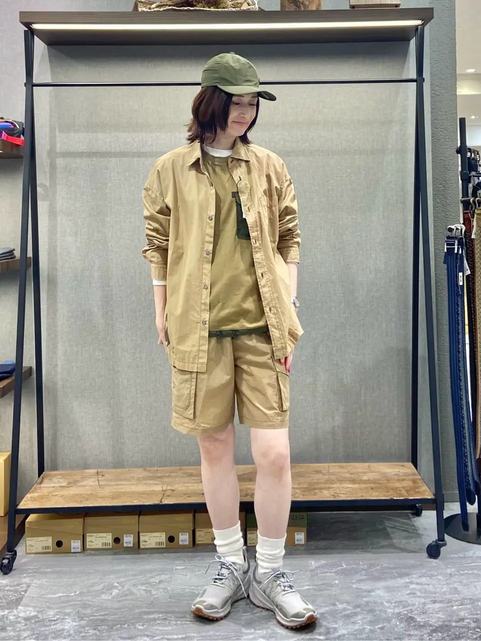 JOSEPH ABBOUD MOUNTAIN たかい　かおり コーディネート画像