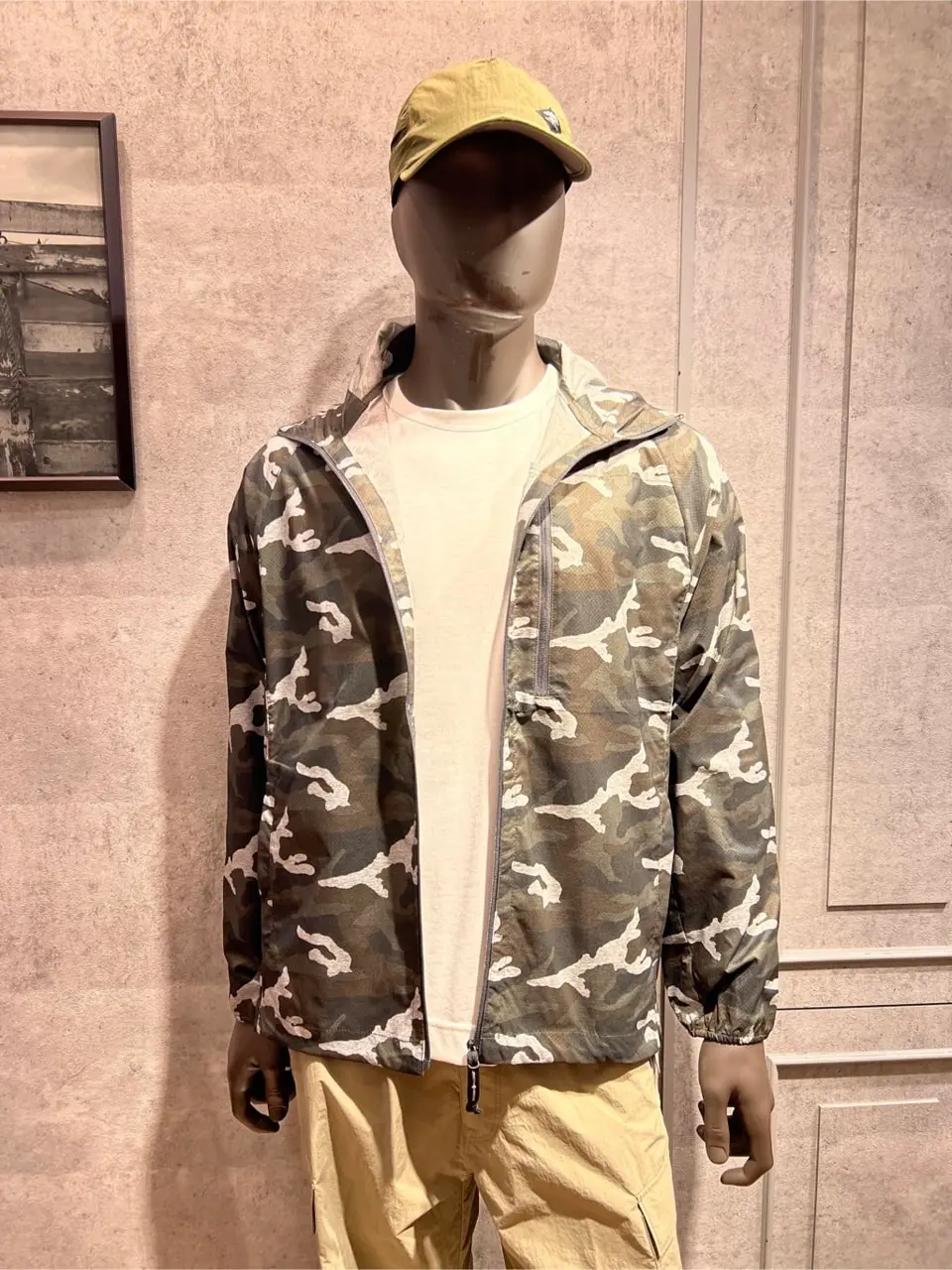 JOSEPH ABBOUD MOUNTAIN 上條 コーディネート画像