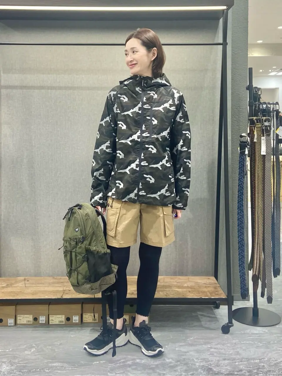 JOSEPH ABBOUD MOUNTAIN たかい　かおり コーディネート画像