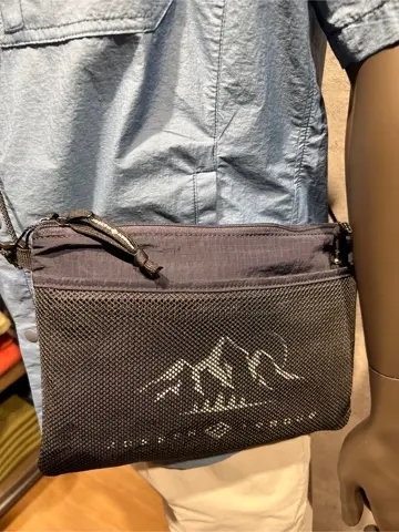 JOSEPH ABBOUD MOUNTAIN 上條 コーディネート画像