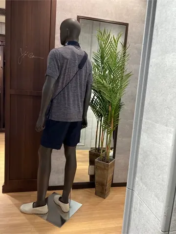 JOSEPH ABBOUD MOUNTAIN 上條 コーディネート画像