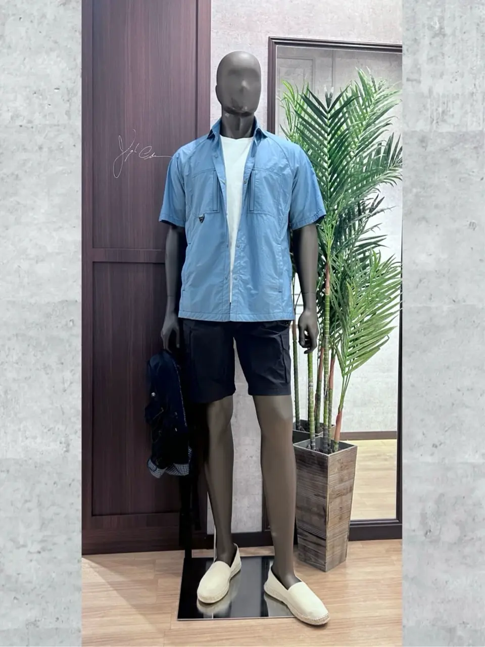 JOSEPH ABBOUD MOUNTAIN 二澤 コーディネート画像