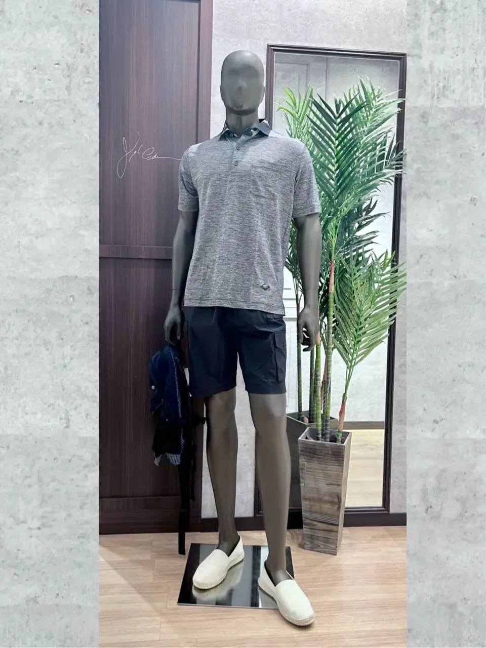 JOSEPH ABBOUD MOUNTAIN 二澤 コーディネート画像