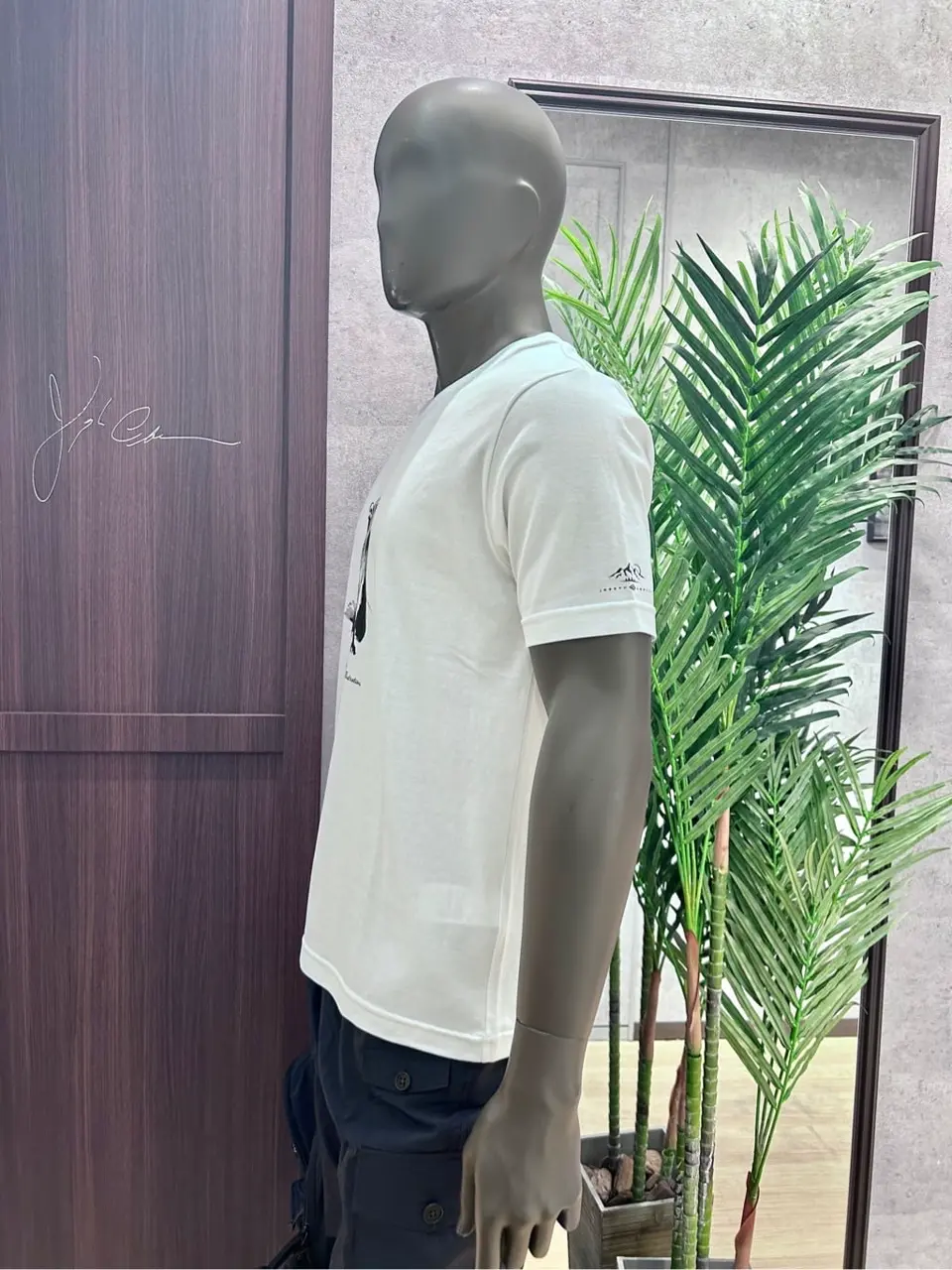 JOSEPH ABBOUD MOUNTAIN 二澤 コーディネート画像