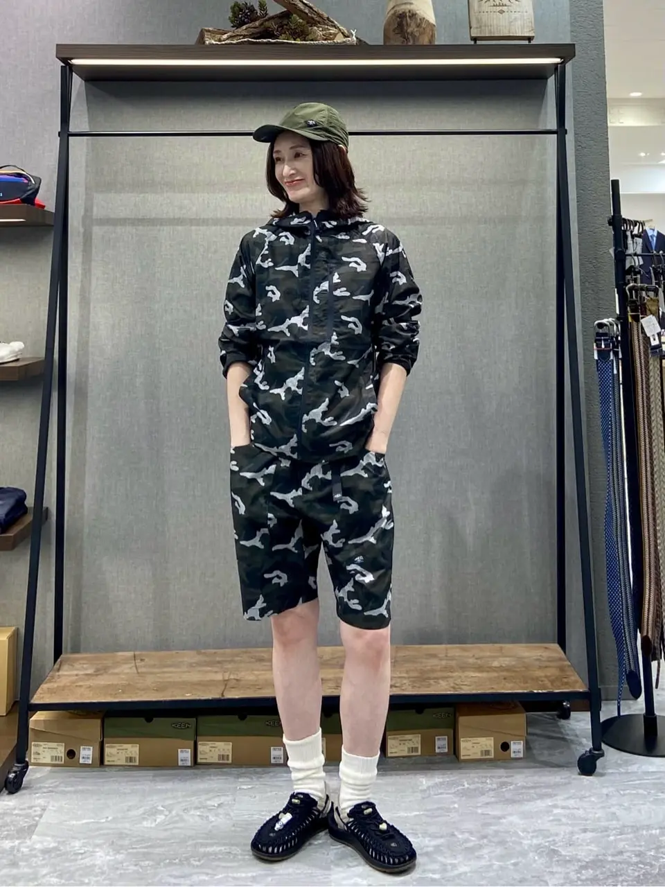 JOSEPH ABBOUD MOUNTAIN たかい　かおり コーディネート画像