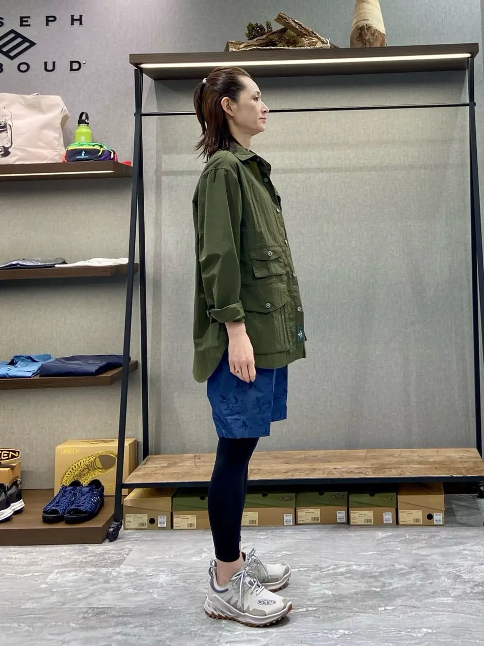 JOSEPH ABBOUD MOUNTAIN たかい　かおり コーディネート画像