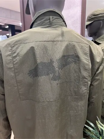 JOSEPH ABBOUD MOUNTAIN 上條 コーディネート画像