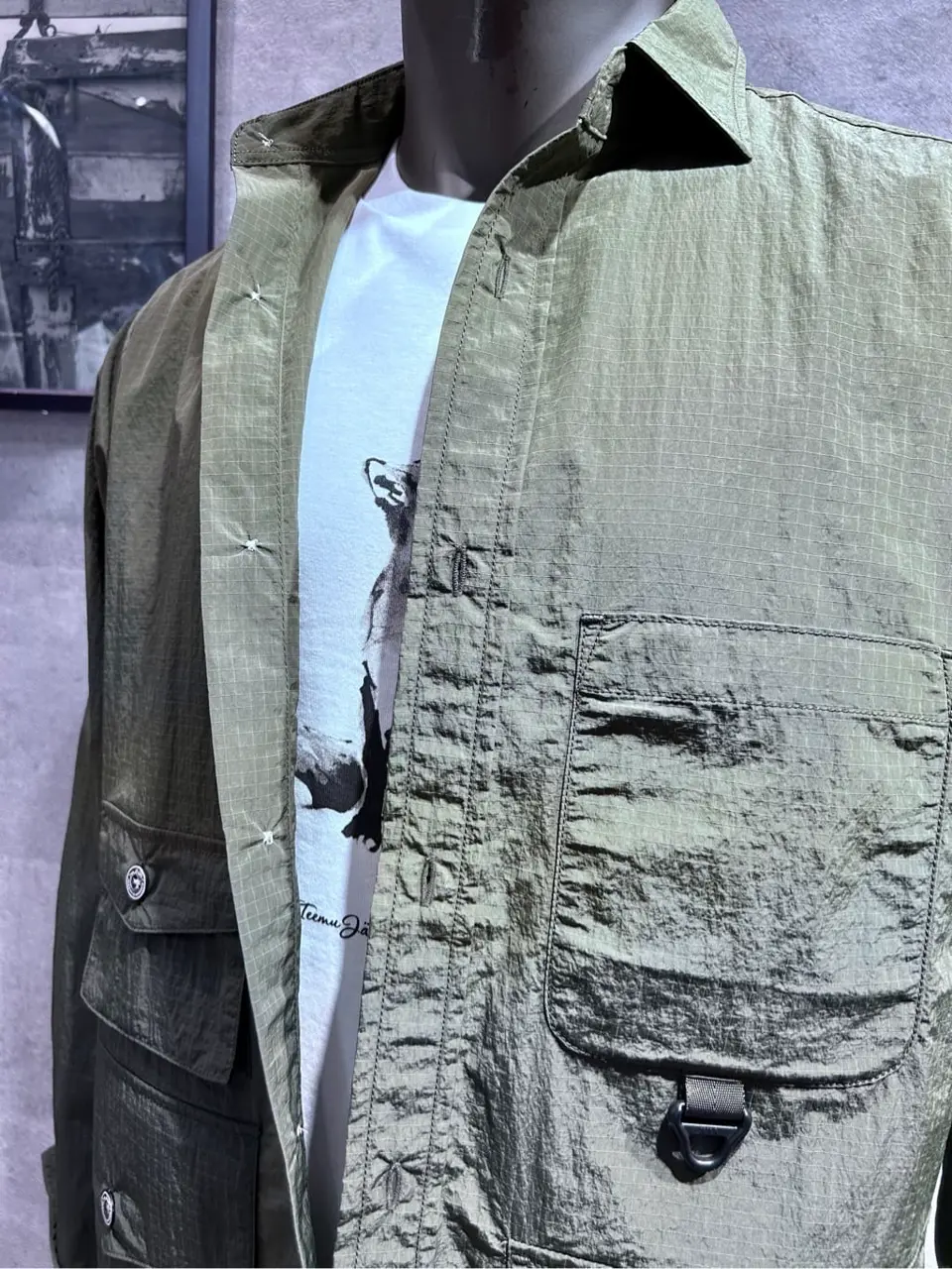 JOSEPH ABBOUD MOUNTAIN 二澤 コーディネート画像