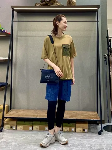 JOSEPH ABBOUD MOUNTAIN たかい　かおり コーディネート画像