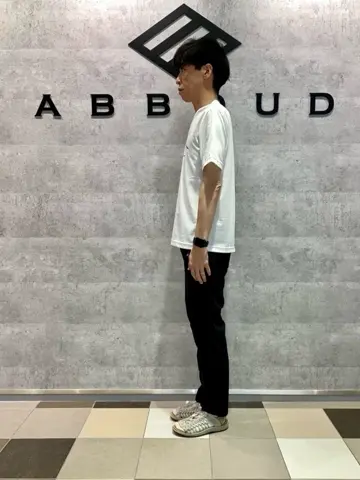 JOSEPH ABBOUD MOUNTAIN 足立 コーディネート画像