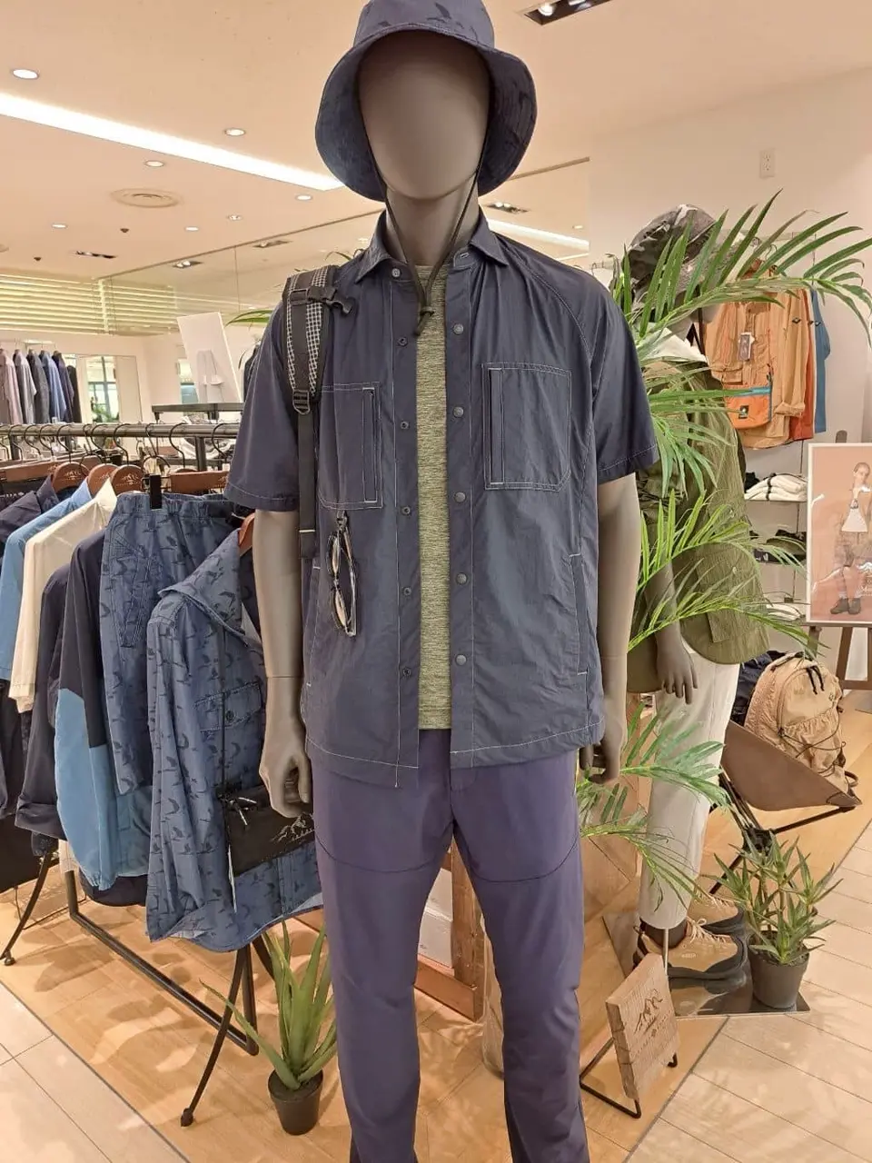 JOSEPH ABBOUD MOUNTAIN 藤川 コーディネート画像