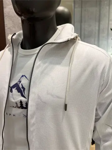 JOSEPH ABBOUD MOUNTAIN 上條 コーディネート画像