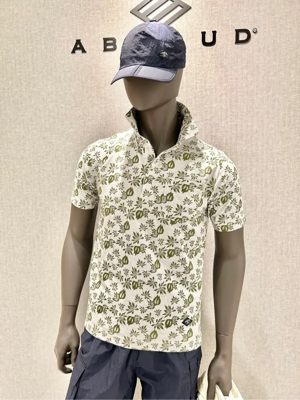 JOSEPH ABBOUD MOUNTAIN 上田 コーディネート画像