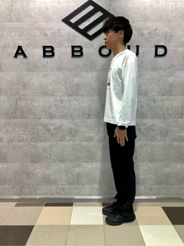 JOSEPH ABBOUD MOUNTAIN 足立 コーディネート画像