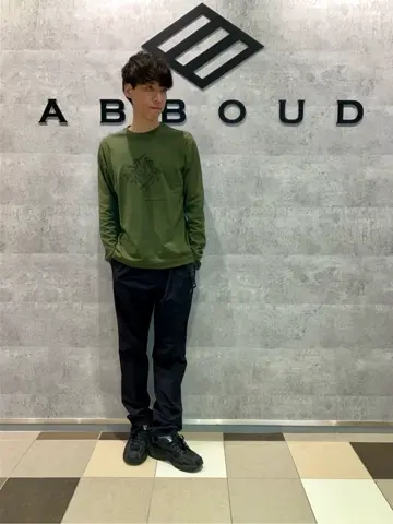 JOSEPH ABBOUD MOUNTAIN 足立 コーディネート画像