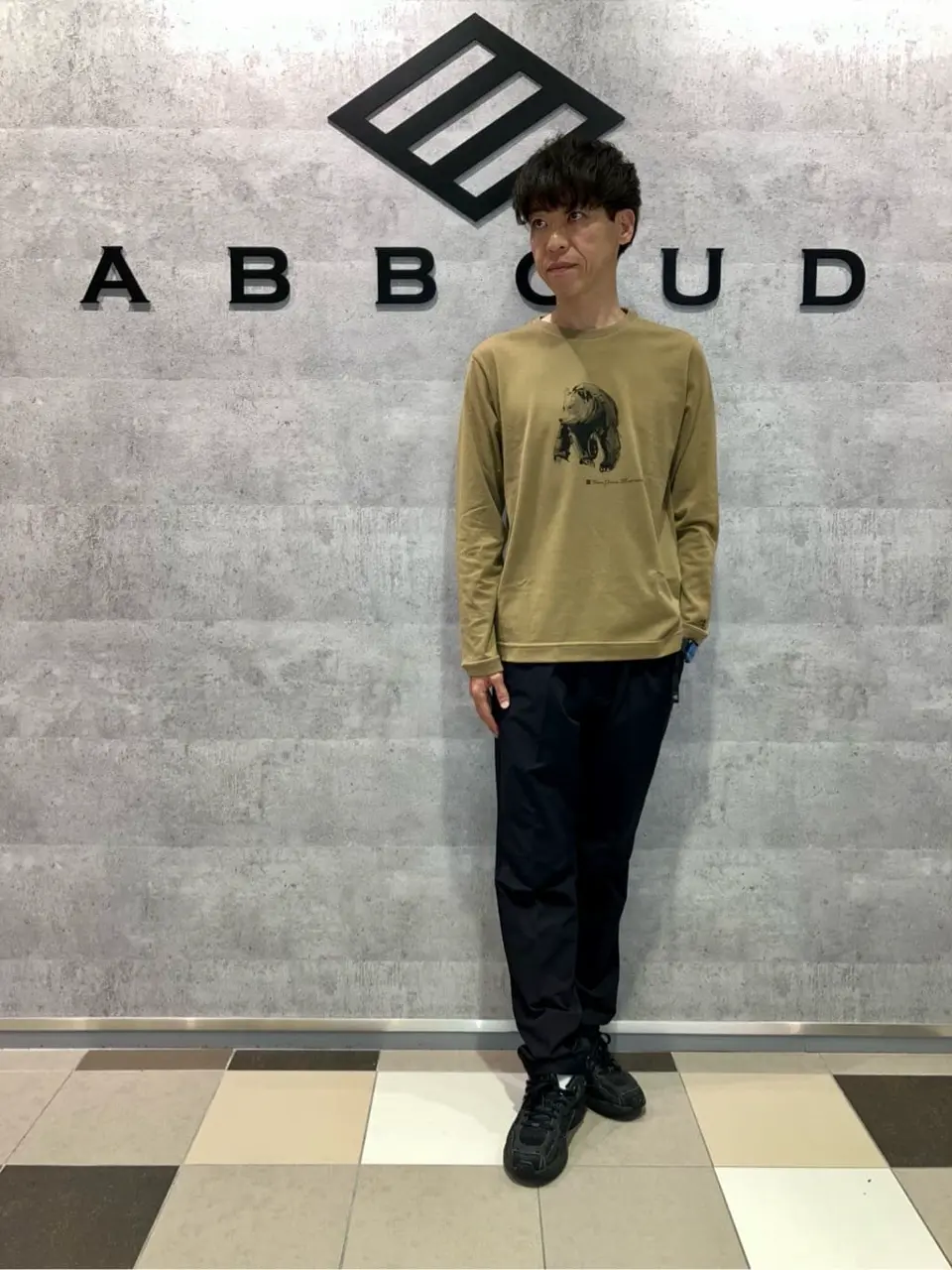 JOSEPH ABBOUD MOUNTAIN 足立 コーディネート画像