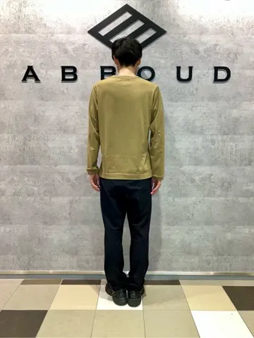 JOSEPH ABBOUD MOUNTAIN 足立 コーディネート画像