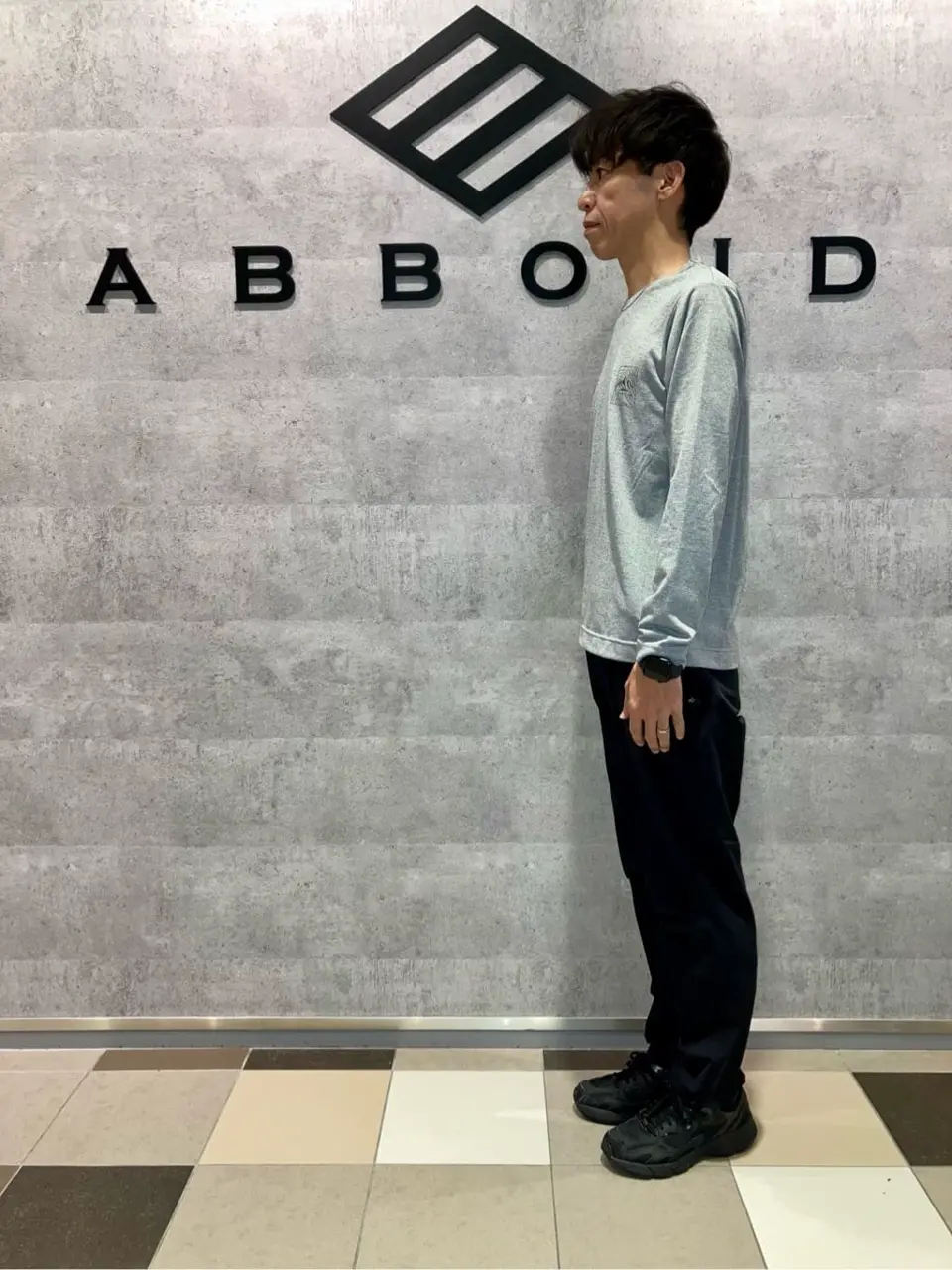 JOSEPH ABBOUD MOUNTAIN 足立 コーディネート画像