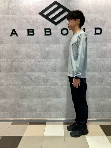 JOSEPH ABBOUD MOUNTAIN 足立 コーディネート画像