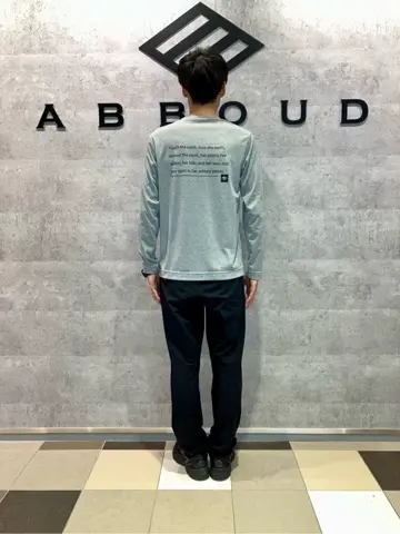 JOSEPH ABBOUD MOUNTAIN 足立 コーディネート画像