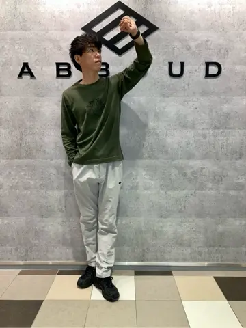 JOSEPH ABBOUD MOUNTAIN 足立 コーディネート画像