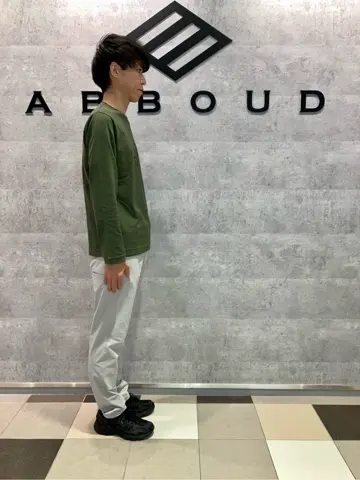 JOSEPH ABBOUD MOUNTAIN 足立 コーディネート画像