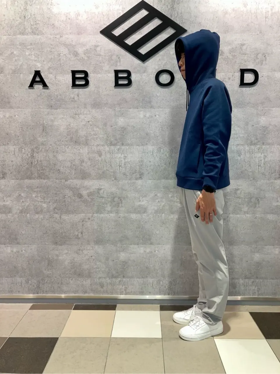 JOSEPH ABBOUD MOUNTAIN 足立 コーディネート画像