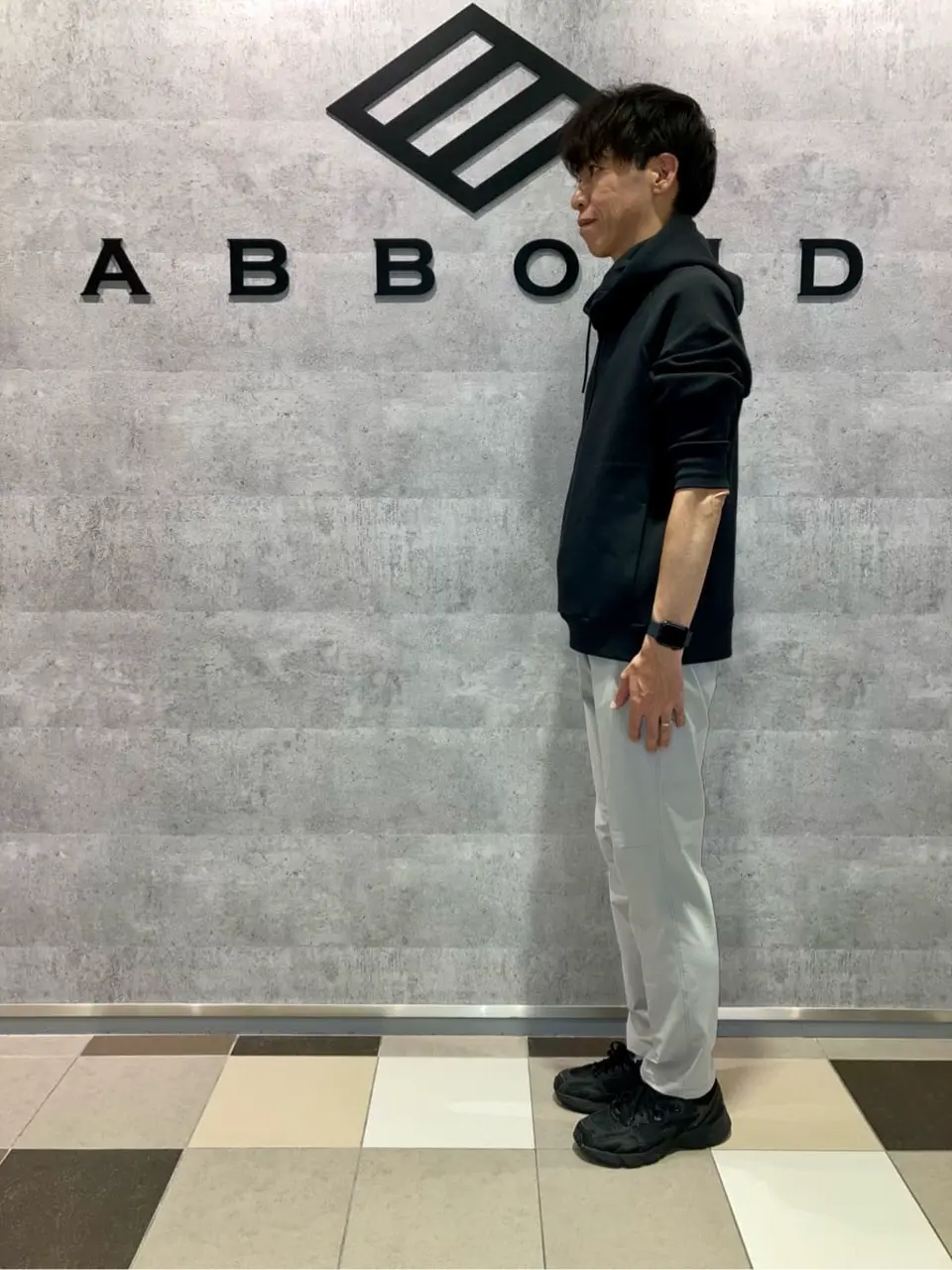 JOSEPH ABBOUD MOUNTAIN 足立 コーディネート画像