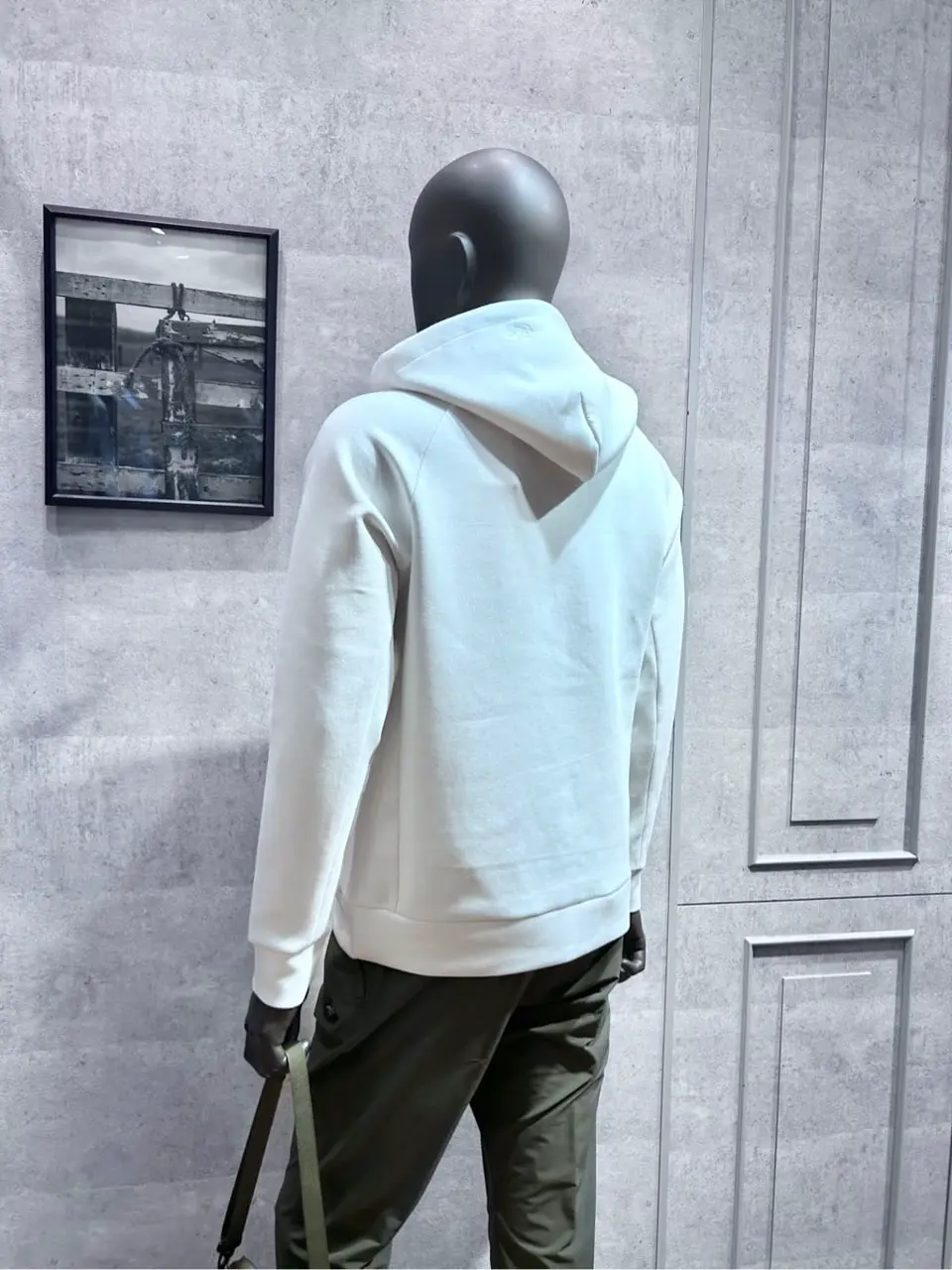 JOSEPH ABBOUD MOUNTAIN 二澤 コーディネート画像