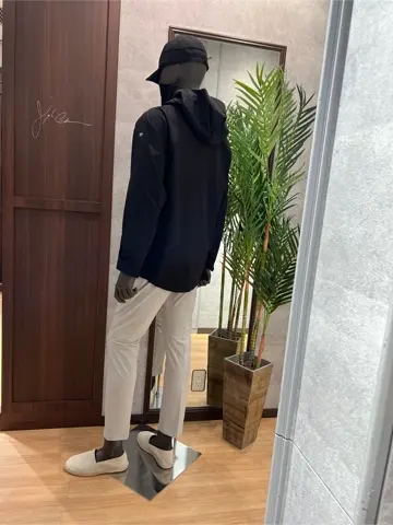 JOSEPH ABBOUD MOUNTAIN 上條 コーディネート画像