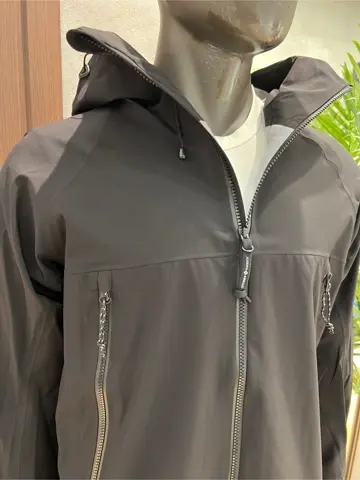 JOSEPH ABBOUD MOUNTAIN 上條 コーディネート画像