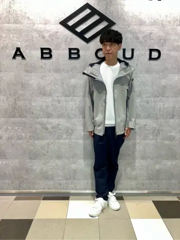 JOSEPH ABBOUD MOUNTAIN 足立 コーディネート画像