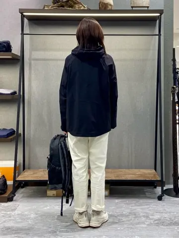 JOSEPH ABBOUD MOUNTAIN たかい　かおり コーディネート画像