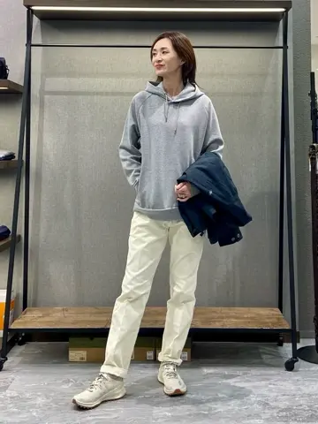 JOSEPH ABBOUD MOUNTAIN たかい　かおり コーディネート画像