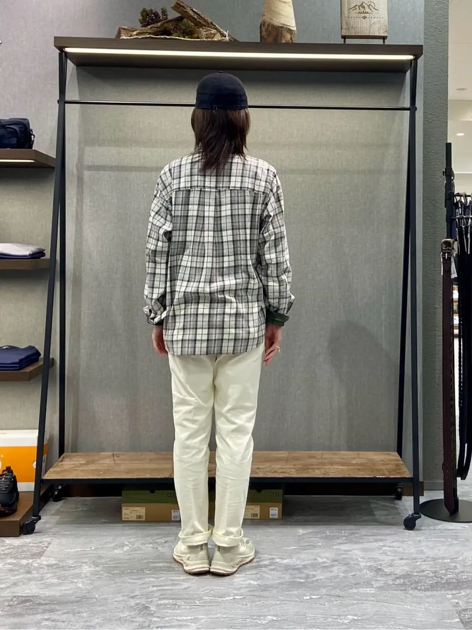 JOSEPH ABBOUD MOUNTAIN たかい　かおり コーディネート画像