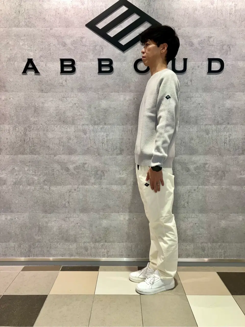 JOSEPH ABBOUD MOUNTAIN 足立 コーディネート画像